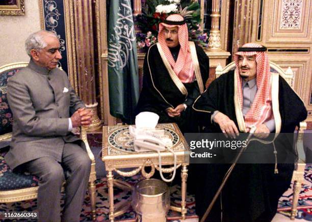 King Fahd of Saudi Arabia meets with Indian Foreign Minister Jaswant Singh in Riyadh 21 January 2001. Jaswant scotched reports that Saudi Arabia was...