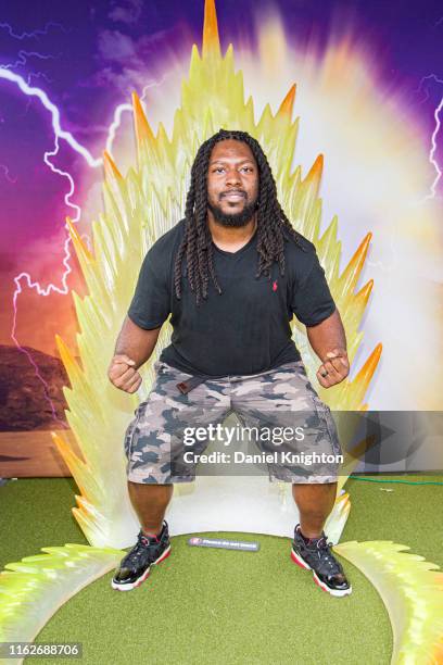 Atlanta Falcons guard Adam Gettis poses prior to joining a Guinness World Record attempt with Dragon Ball Z fans at San Diego Marriott Marquis &...