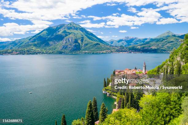 varenna on shore of lake como, lombardy, italy - lake como stock pictures, royalty-free photos & images