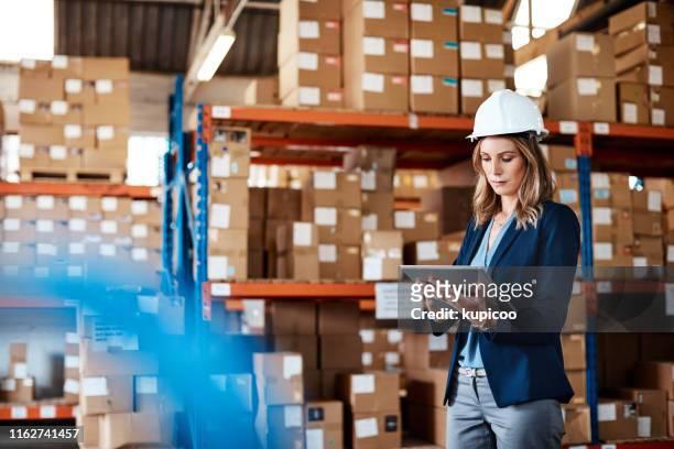 shipment tracking with smart technology - warehouse inventory stock pictures, royalty-free photos & images
