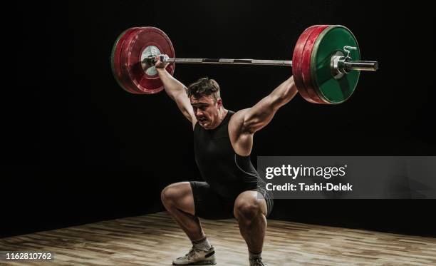 2 915点のスナッチのストックフォト Getty Images 2 915点のスナッチのストックフォト Getty Images