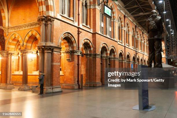 69 Interior Of St Pancras International Stock Photos, High-Res Pictures ...