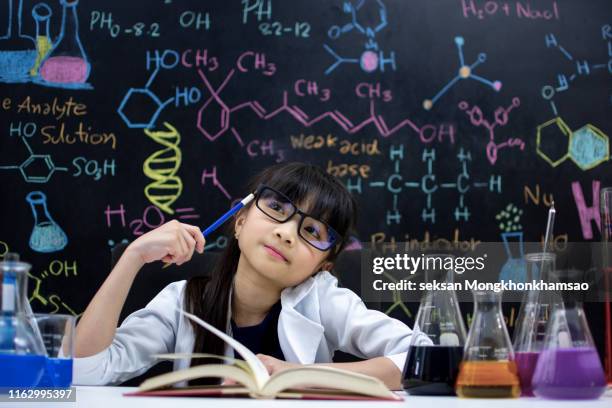 child science thinking - genius stock pictures, royalty-free photos & images