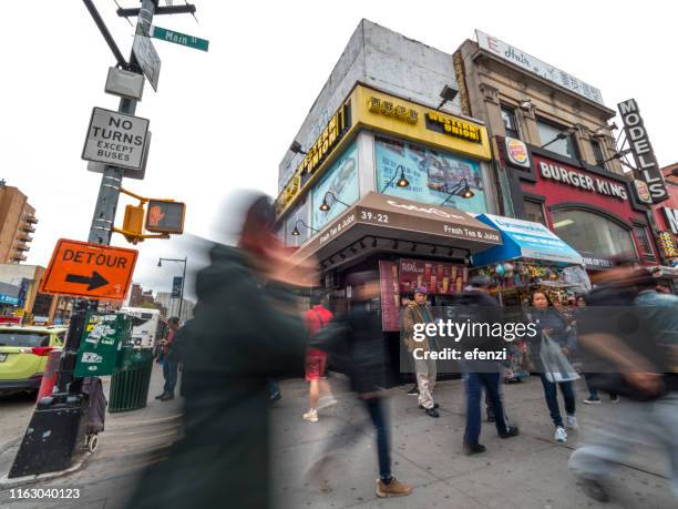 flushing, queens, new york city - flushing queens foto e immagini stock