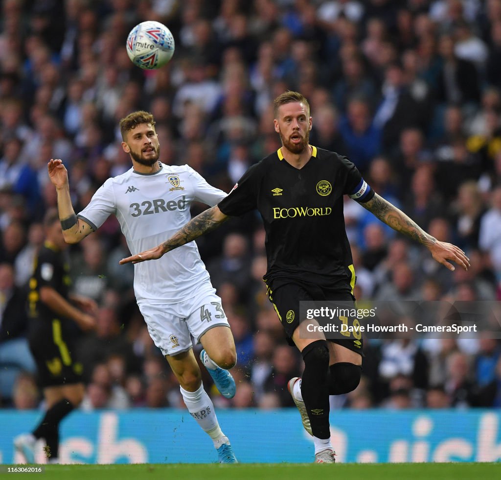 Leeds United v Brentford - Sky Bet Championship