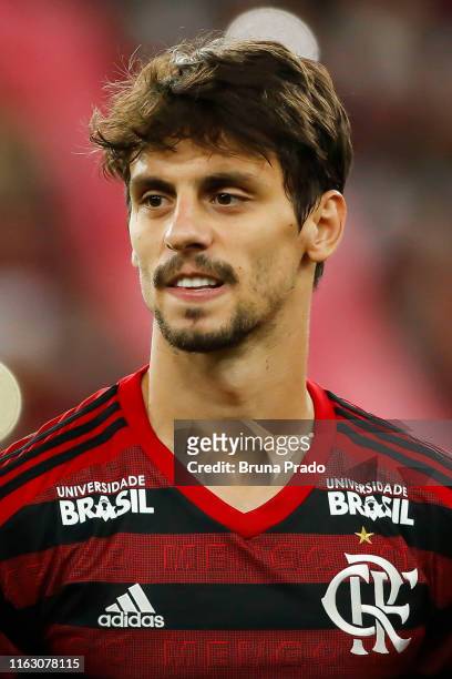 Rodrigo Caio of Flamengo looks before a match between Flamengo and Internacional as part of Copa CONMEBOL Libertadores 2019 at Maracana Stadium on...