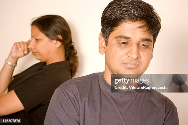 indian couple after fight argument people female male husband wife - gemengde signalen uitzenden stockfoto's en -beelden