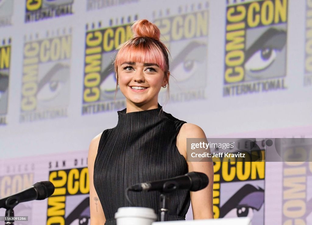 Maisie Williams at “Game Of Thrones” Comic Con Autograph Signing 2019