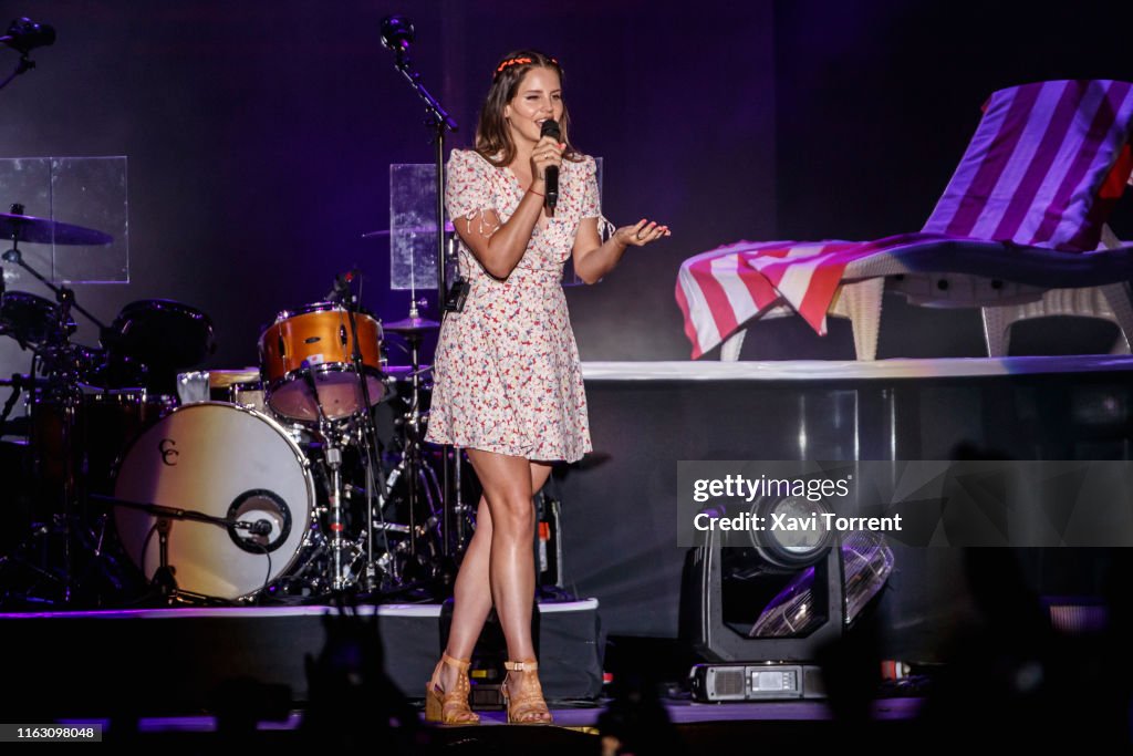 Lana Del Rey Performs In Concert During The Festival Internacional.