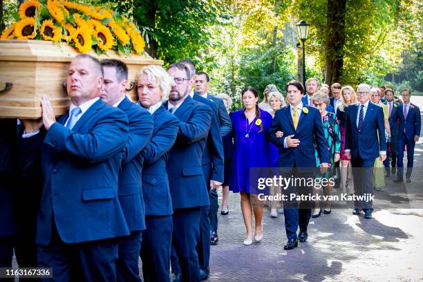 Bernardo Guillermo, Juliana Guillermo, Nicolas Guillermo, Princess Beatrix of The Netherlands, Princess Irene of The Netherlands, Princess Margriet...