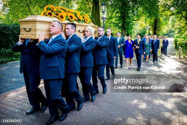 Bernardo Guillermo, Juliana Guillermo, Nicolas Guillermo, Princess Beatrix of The Netherlands, Princess Irene of The Netherlands, Princess Margriet...