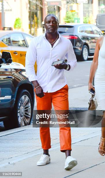 Us Singer Akon Photos and Premium High Res Pictures - Getty Images