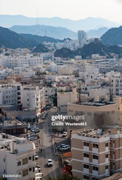 cityscape, matrah, muscat, oman - governatorato de muscat - fotografias e filmes do acervo