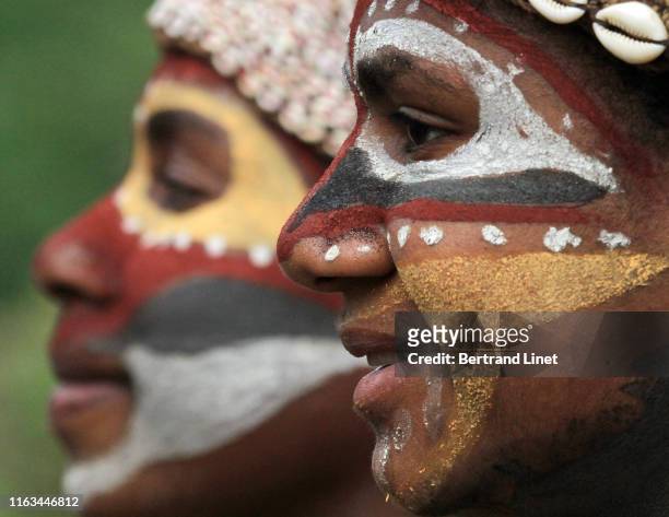 mount hagen show in papua new guinea - papua new guinea foto e immagini stock