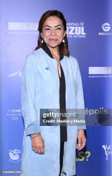 Josefina Vazquez Mota poses for photos during '¿Conoces a Tomas?' red carpet at Cinepolis VIP Miyana on July 22, 2019 in Mexico City, Mexico.