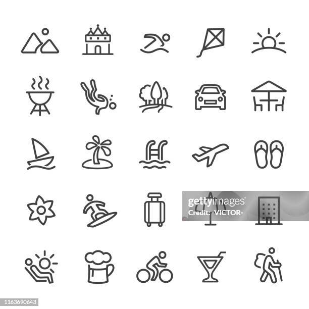 ilustraciones, imágenes clip art, dibujos animados e iconos de stock de iconos de vacaciones y verano - smart line series - castillo estructura de edificio