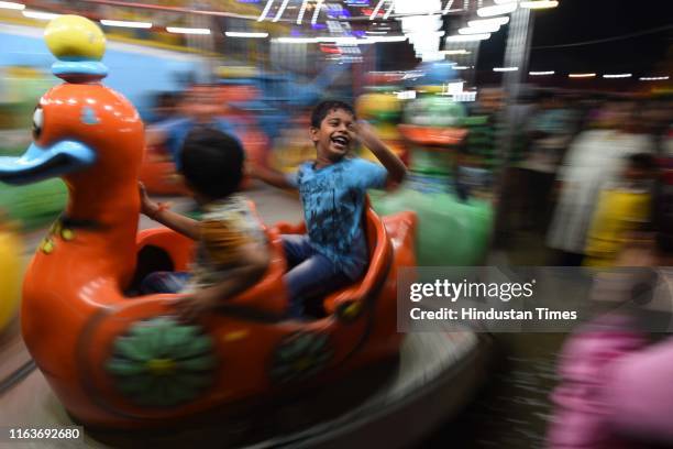 Indain Ride Indian Carnival Rides Photos and Premium High Res Pictures - Getty Images