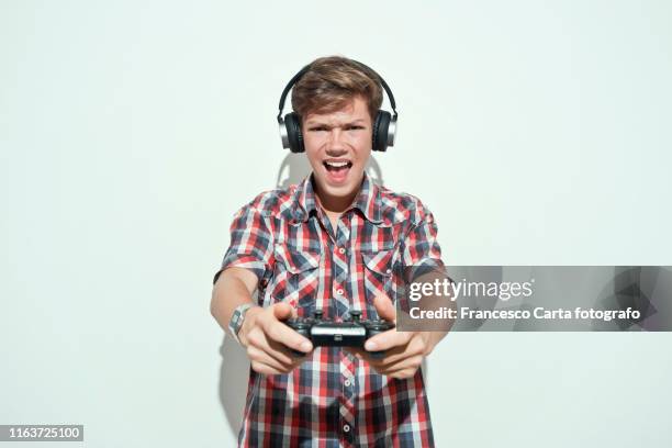 Egamer Computer Face 2,964 Gamer Face Stock Photos, High-Res Pictures, and Images - Getty Images