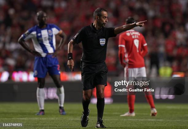 Referee Jorge Sousa in action during the Liga NOS match between SL Benfica and FC Porto at Estadio da Luz on August 24, 2019 in Lisbon, Portugal.