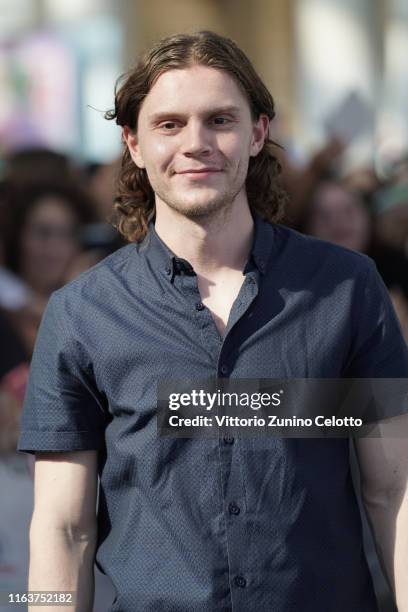 Evan Peters attends Giffoni Film Festival 2019 on July 23, 2019 in Giffoni Valle Piana, Italy.