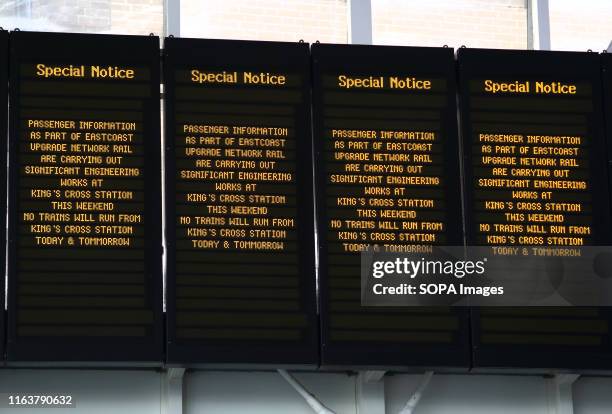 Kings Cross Reeption Sign 551 Kings Cross Station Sign Stock Photos, High-Res Pictures, and ...