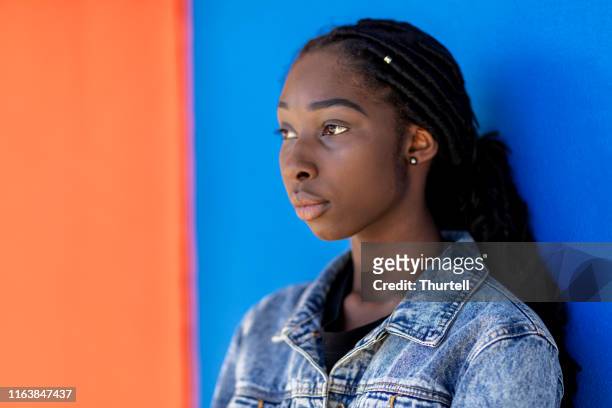 young african australian teenage girl - sudanese girls stock pictures, royalty-free photos & images