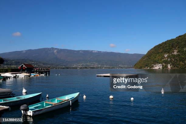 Lake Annecy in Haute-Savoie: the third largest lake in France and known as EuropeÕs cleanest lake. Talloires. France.