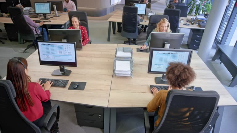 https://media.gettyimages.com/id/1163900915/video/a-team-of-female-agents-in-the-call-centre-working-at-their-stations.jpg?b=1&s=640x640&k=20&c=ci6Itg8EP9D0_DSitqBJQhsOEjdeLy9maj0QNkG6e5g=