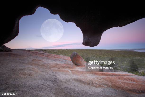 remarkable rock - kangaroo island imagens e fotografias de stock