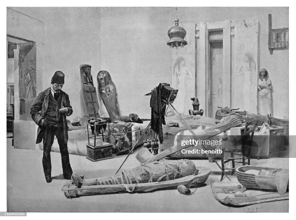Photographing the mummy