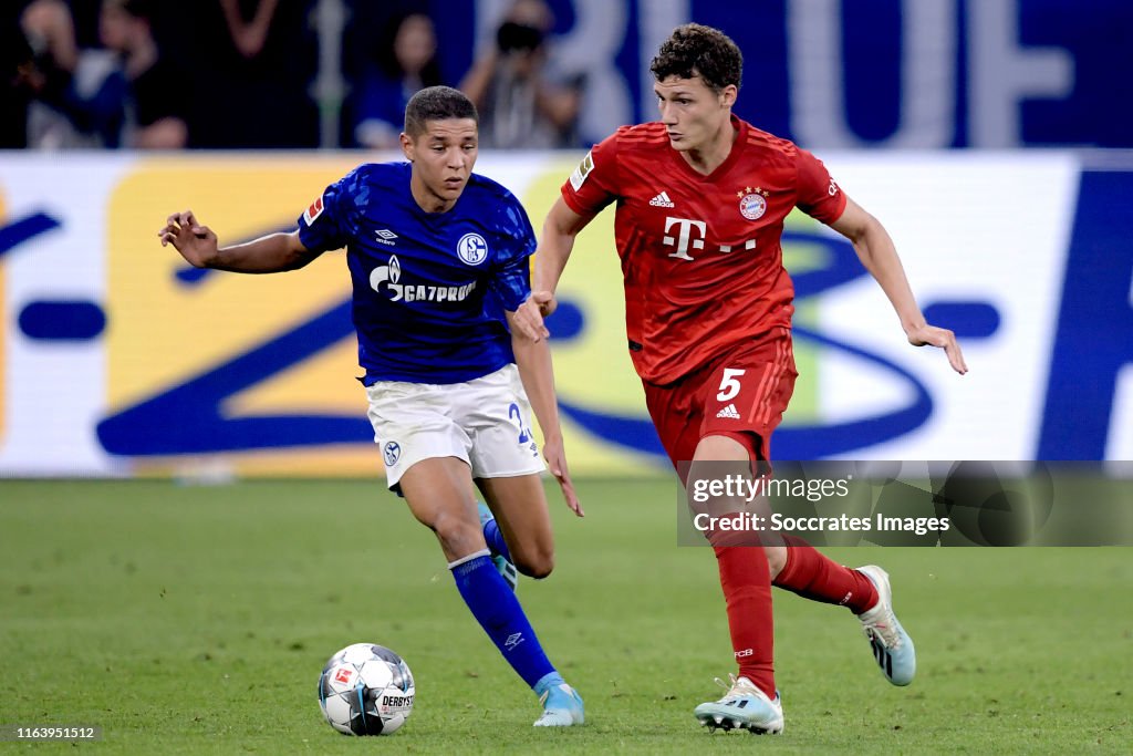 Schalke 04 v Bayern Munchen - German Bundesliga