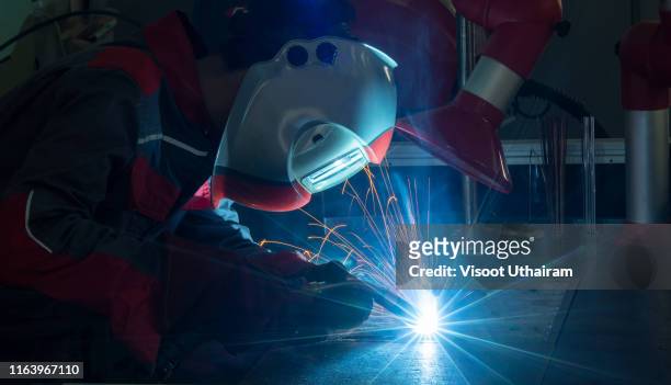 839 Arc Welding Photos and Premium High Res Pictures - Getty Images