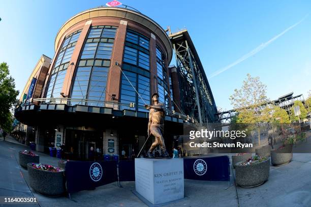 View of the Ken Griffey Jr. Statue outside of the stadium during a game between the Seattle Mariners and the St. Louis Cardinals at T-Mobile Park on...