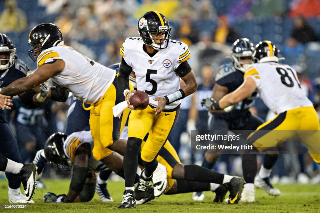 Pittsburgh Steelers v Tennessee Titans