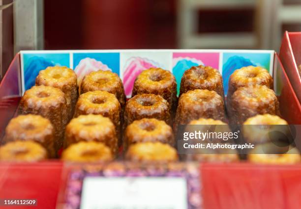 caneles in bordeaux - ribbed stock pictures, royalty-free photos & images