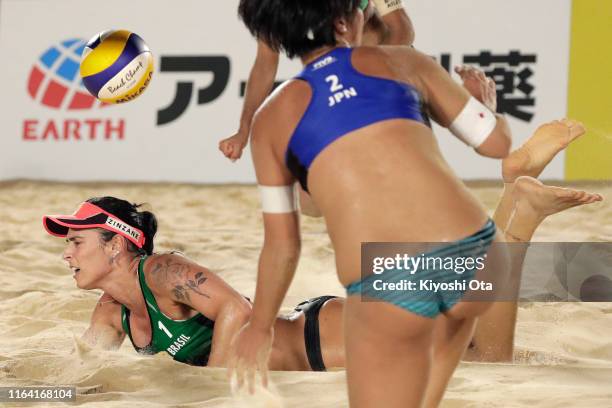 Agatha Bednarczuk of Brazil competes in the Women’s Pool D match between Agatha Bednarczuk and Eduarda “Duda” Lisboa of Brazil and Takemi Nishibori...