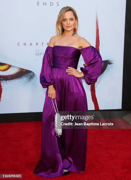 Mena Suvari attends the Premiere of Warner Bros. Pictures' "It Chapter Two" at Regency Village Theatre on August 26, 2019 in Westwood, California.