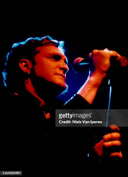 Layne Staley, Alice In Chains, performing on stage, Paradiso, Amsterdam/Tilburg, Netherlands, 21st February 1993.