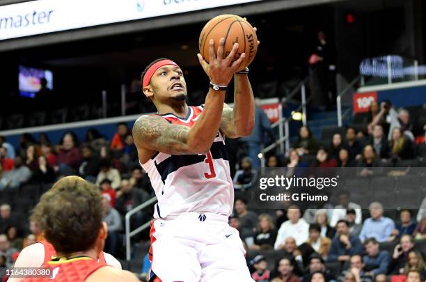 Bradley Beal of the Washington Wizards drives to the hoop against the Atlanta Hawks at Capital One Arena on February 4, 2019 in Washington, DC.