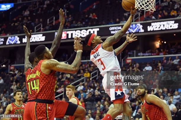 Bradley Beal of the Washington Wizards drives to the hoop against the Atlanta Hawks at Capital One Arena on February 4, 2019 in Washington, DC.