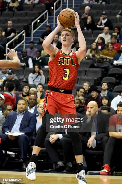 Kevin Huerter of the Atlanta Hawks shoots the ball against the Washington Wizards at Capital One Arena on February 4, 2019 in Washington, DC.