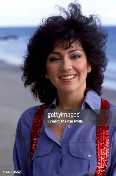 America actress Joyce DeWitt poses for a portrait at the beach circa 1980 in Los Angeles, California.