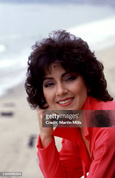 America actress Joyce DeWitt poses for a portrait at the beach circa 1980 in Los Angeles, California.