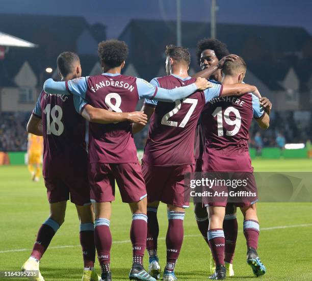 1,160 Jack Wilshere West Ham Photos & High Res Pictures - Getty Images