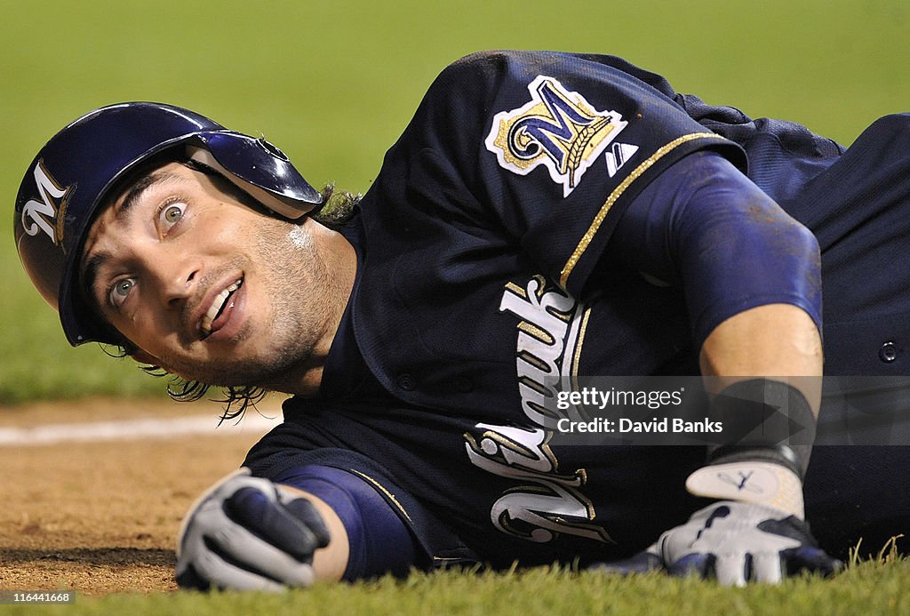 Milwaukee Brewers v Chicago Cubs