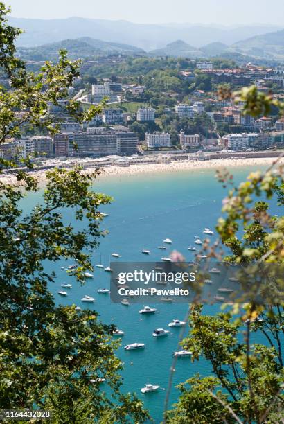 donostia-san sebastian kontxa - la concha beach - são sebastião espanha imagens e fotografias de stock