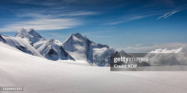 panoramic view of swiss alps at matterhorn glacier paradise, zermatt, switzerland - mountain snow stockfoto's en -beelden