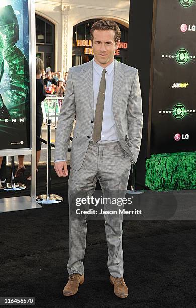 Actor Ryan Reynolds arrives at the premiere of Warner Bros. Pictures' 'Green Lantern' held at Grauman's Chinese Theatre on June 15, 2011 in...