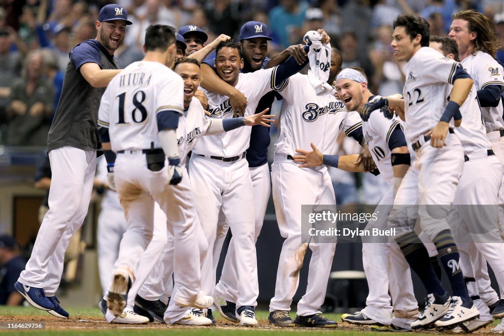 Chicago Cubs v Milwaukee Brewers