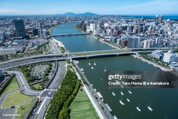 shinano river in niigata prefecture of japan - niigata stock pictures, royalty-free photos & images